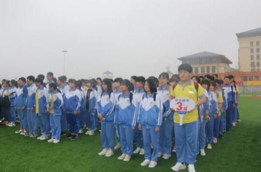 寄一段家國梅香，譜一曲時代長歌