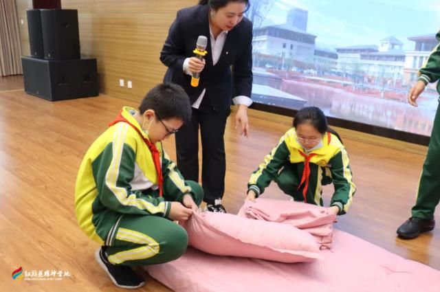 研學(xué)前線|齊頌《采桑子·重陽》致敬革 命先輩