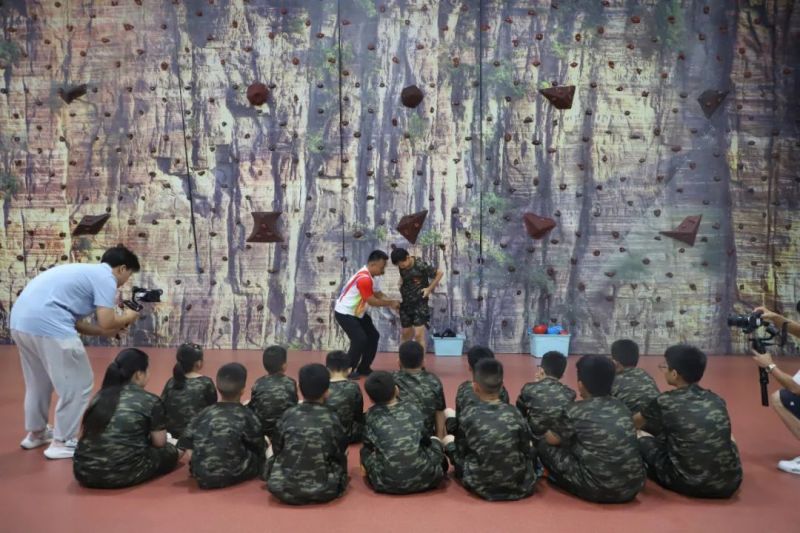 夏令營|向上吧！少年